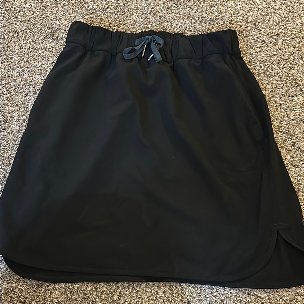 Lululemon Black Women's Skirt